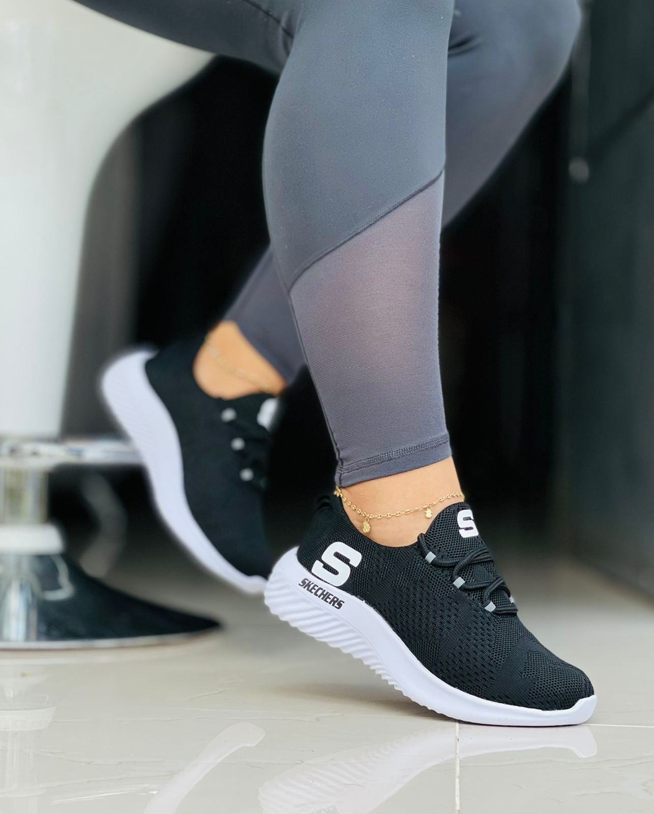Tenis Skechers Clásico Dama - ¡LIQUIDACIÓN TOTAL! 35 / Negro Blanco Moda