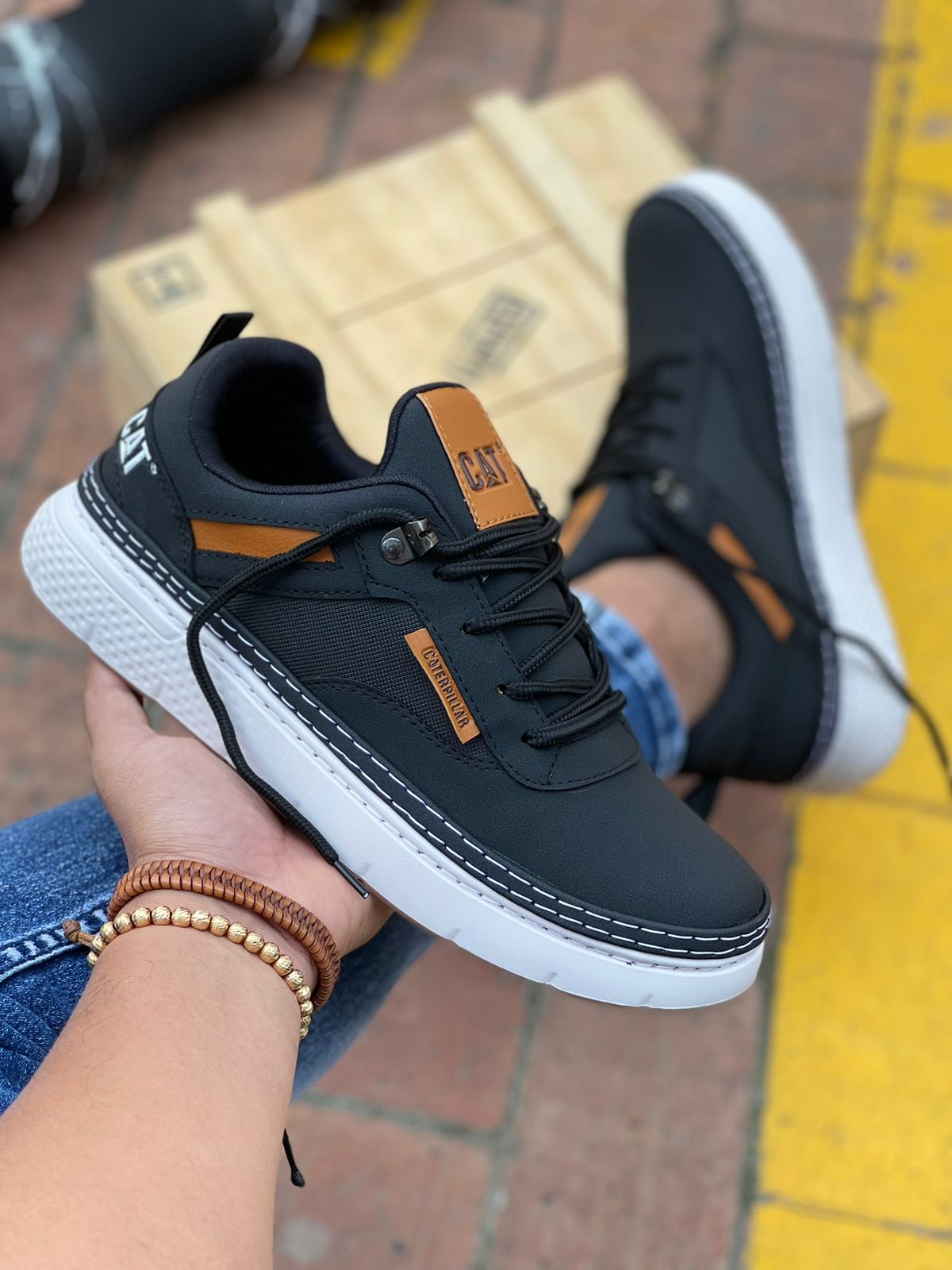 Tenis Cat 3 Líneas - ¡LIQUIDACIÓN TOTAL! Moda