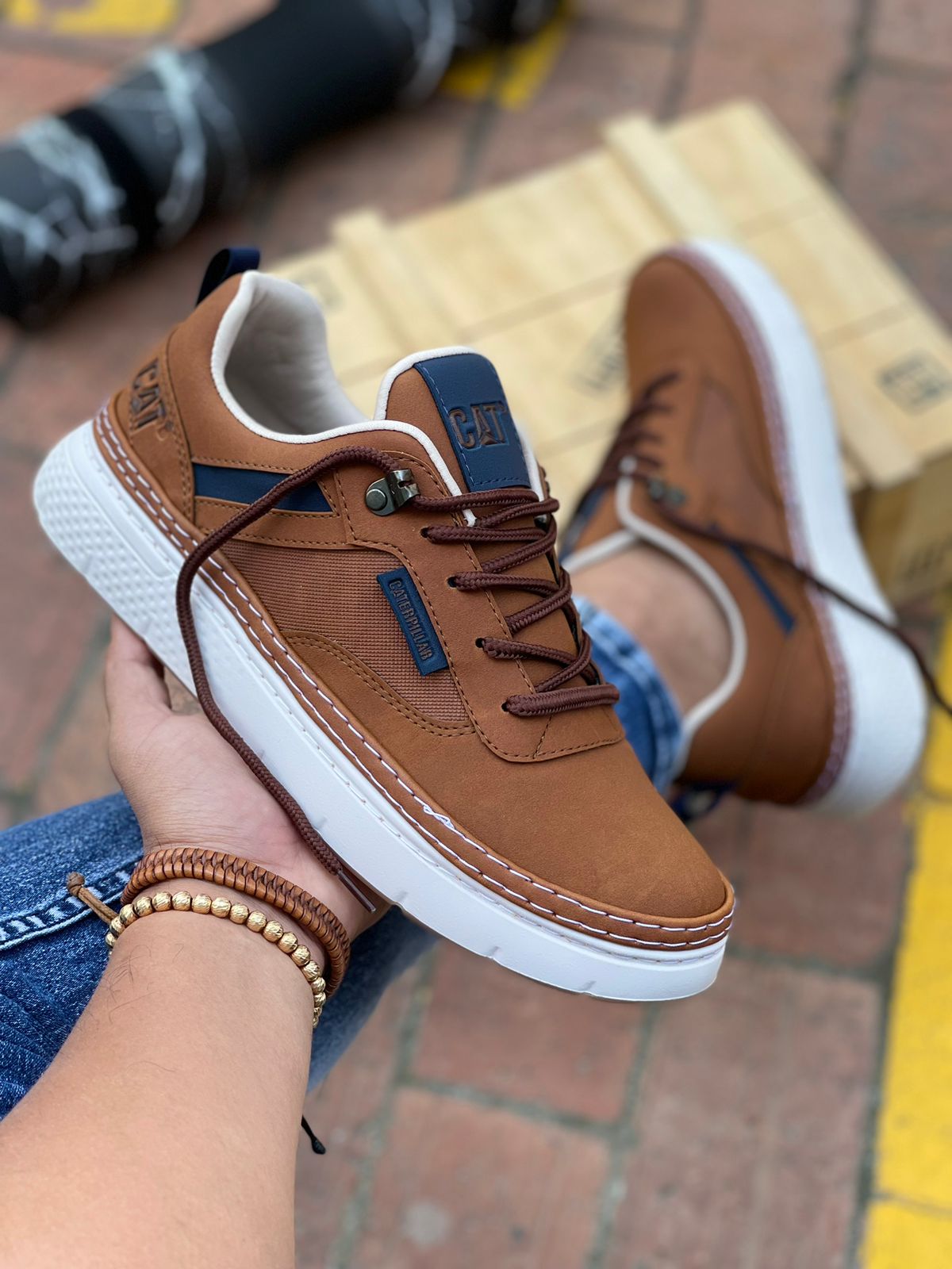 Tenis Cat 3 Líneas - ¡LIQUIDACIÓN TOTAL! Caramelo / 36 Moda