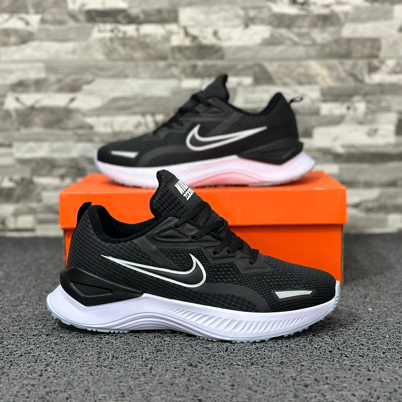 NK Zoom X Caballero - ¡LIQUIDACIÓN TOTAL! 37 / Negro/Blanco Moda