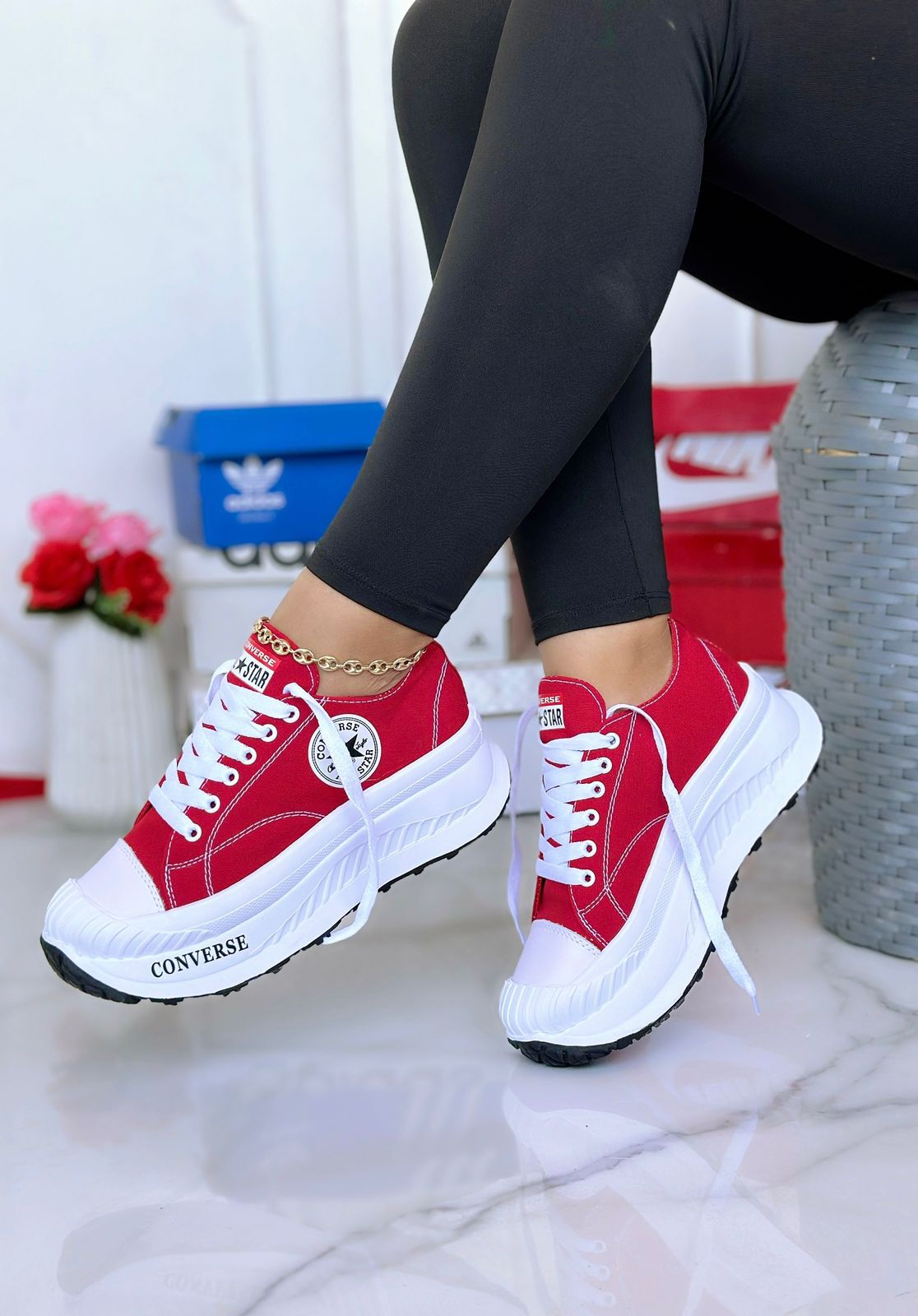 CV All Star Dama - ¡LIQUIDACIÓN TOTAL! Corte/Bajo/Rojo / 35 Moda